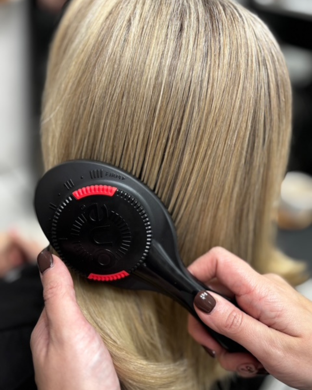 ONE Brush - Spazzola con setole regolabili